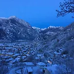 Casa Vignolet : La Finestra Su *