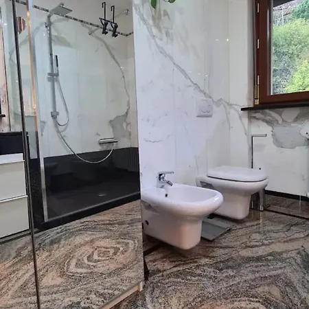 Casa Vignolet : La Finestra Su شقة