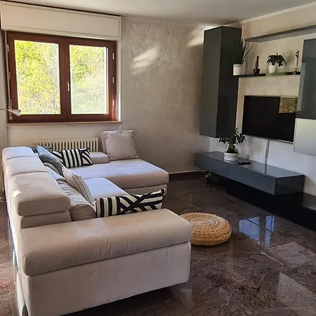 Appartamento Casa Vignolet : La Finestra Su *