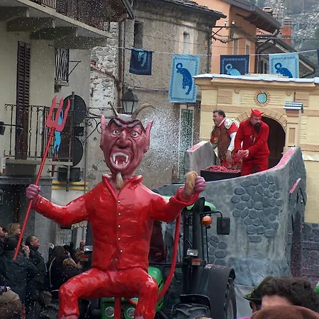 Casa Vignolet : La Finestra Su Appartamento Pont-Saint-Martin