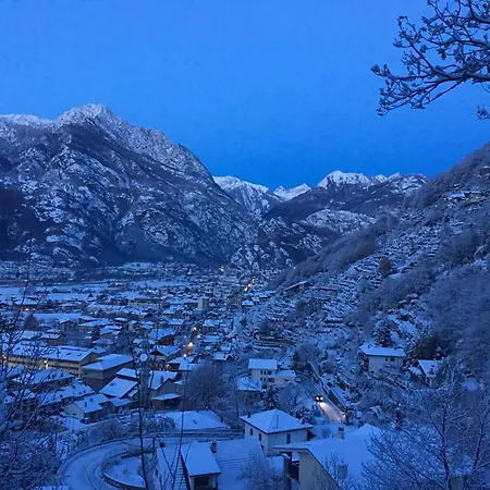 Casa Vignolet : La Finestra Su *